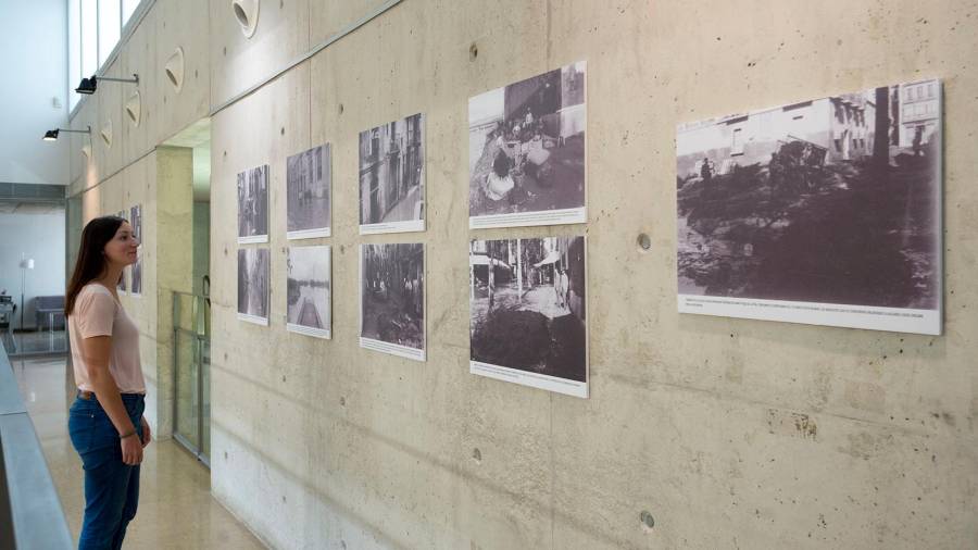 Exposició amb fotografies de Francesc Mestre i Noé, que es pot veure a la Biblioteca Marcel·lí Domingo de Tortosa. Foto: Joan Revillas