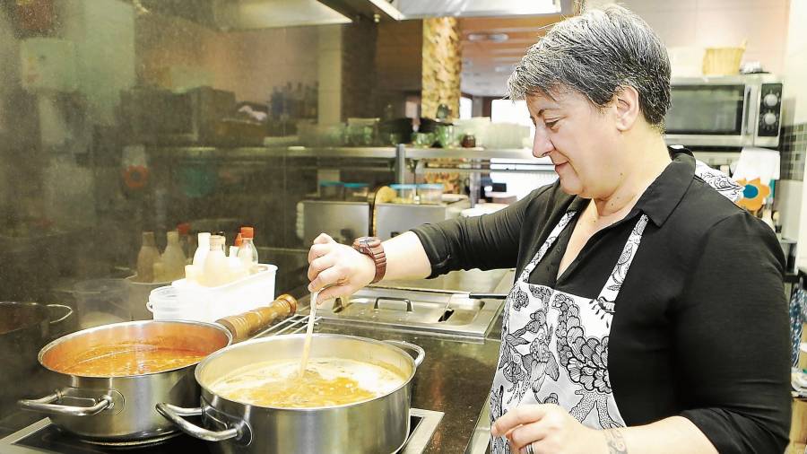 Imagen de Mai Martí, cocinera del restaurante La Giberga que se encuentra en Reus. Foto: Alba Mariné