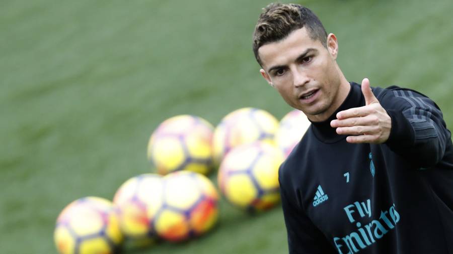 Cristiano Ronaldo durante un entrenamiento