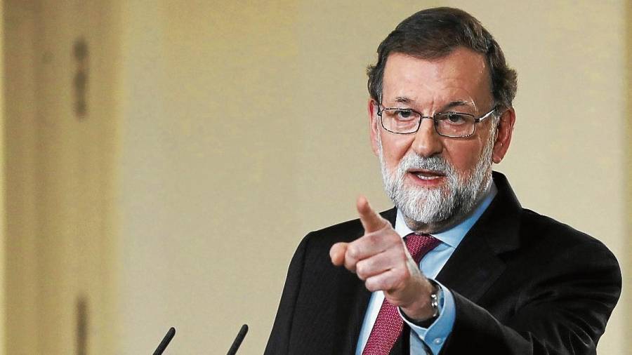 Al presidente del Gobierno, Mariano Rajoy, le crece la presión interna. FOTO: efe