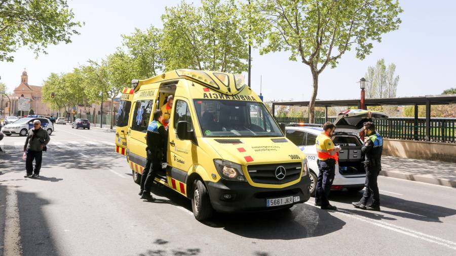 La mujer atropellada fue trasladada al Hospital Sant Joan de Reus. FOTO: Alba Mariné