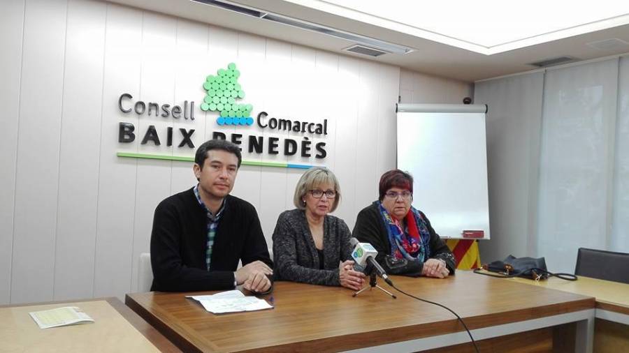La presidenta del Consell (PDeCat) con sus socios del PSC en el organismo comarcal.