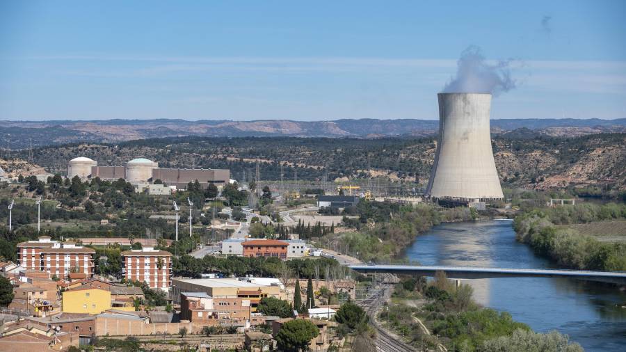 La central nuclear d'Ascó. Foto: Joan Revillas