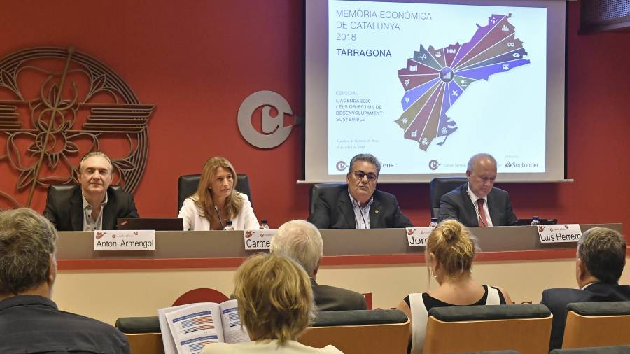 Un momento de la presentación de la Memoria Económica, ayer en la sede de la Cambra de Comerç de Reus. FOTO: Alfredo González