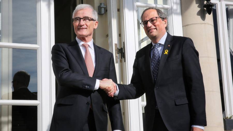 El president de la Generalitat de Catalunya, Quim Torra, durante la reunión que ha mantenido este lunes con el presidente de Flandes, Geert Bourgeois, en Bruselas.