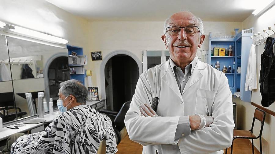 Francisco Gallinat está a punto de jubilarse, después de haber cumplido los 75 años. Lo hará el próximo 19 de diciembre. FOTO: Pere Ferré