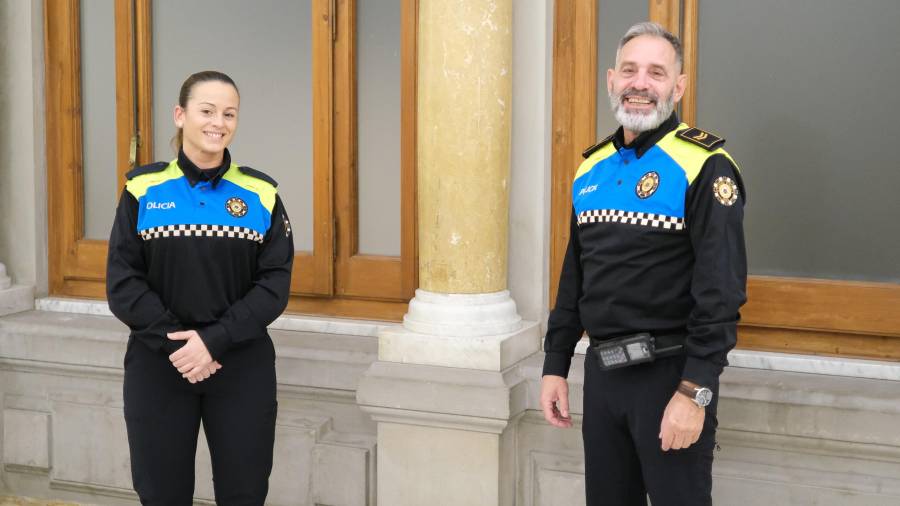 Carol Pérez y Just Terreu son dos de los policías que recibieron medallas. FOTO: Fabián Acidres