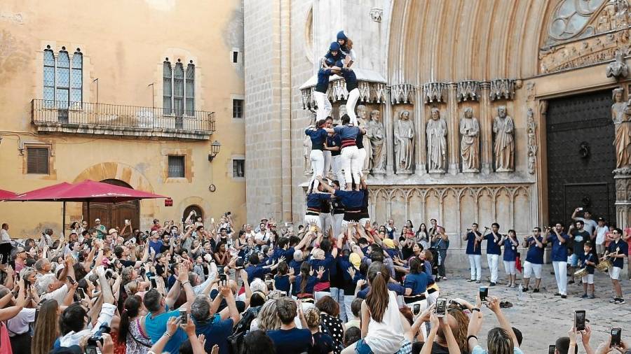 Gran expectación en la primera edición de Tarragona, Ciutat de Castells. FOTO: Alba Mariné