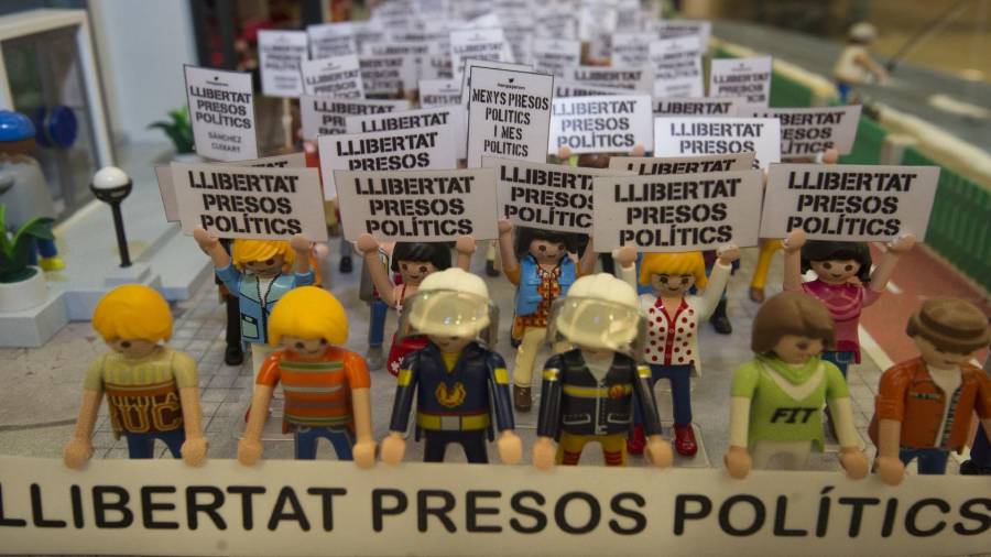 El certamen no s’oblida de l’actualitat catalana amb un dels diorames dedicats a la llibertat dels ‘presos polítics’. FOTO: Joan Revillas