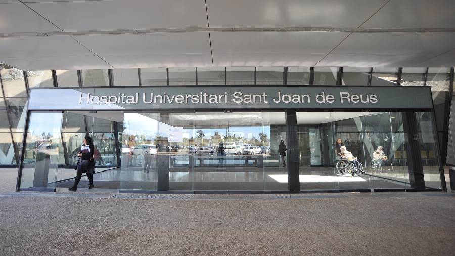 Imagen de la entrada del Hospital Sant Joan. Foto: A. González