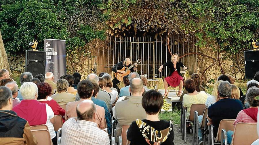 Imatge de l’espectacle de cloenda de l’edició de l’any passat del Festival En Veu Alta al Penedès. Foto: Roser Blanch