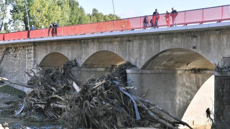 El Pont Vell ha estat la zona més afectada pels aiguats a Montblanc. FOTO: ALFREDO GONZÁLEZ