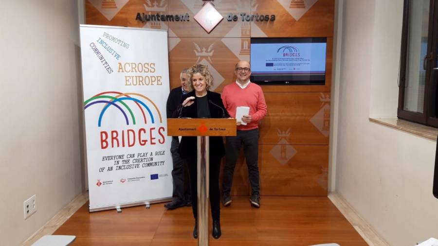 L’alcaldessa de Tortosa, Meritxell Roigé, durant la presentació del projecte europeu a la ciutat. FOTO: CEDIDA