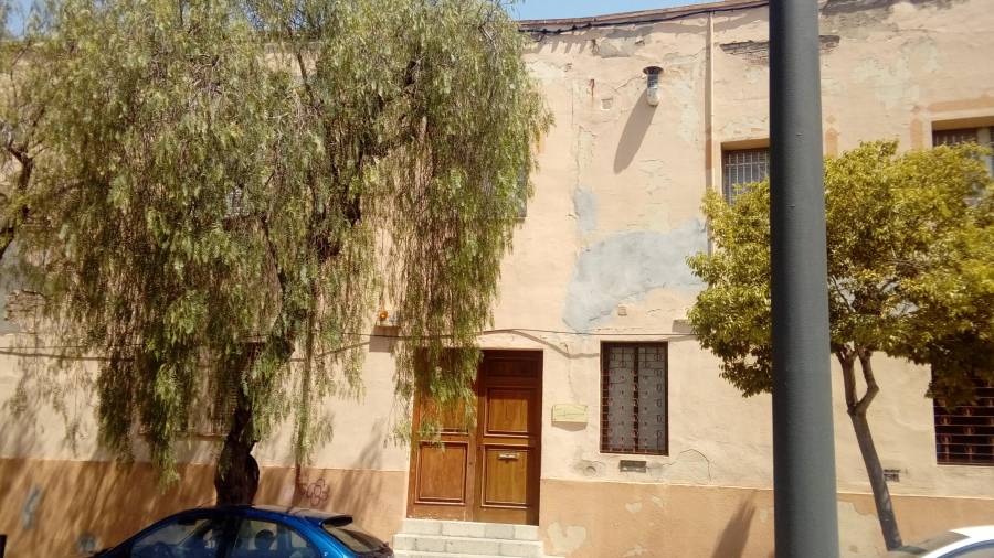 La fachada de la antigua casa Sant Josep actualmente ocupa Foto: Eli Barreto