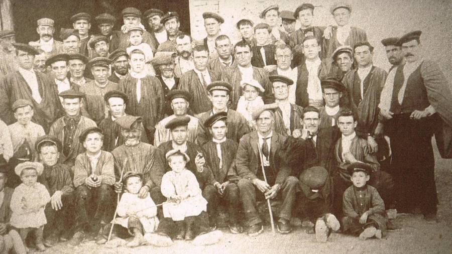 Fotografia del grup fundacional de la Societat el 1894. FOTO: cedida