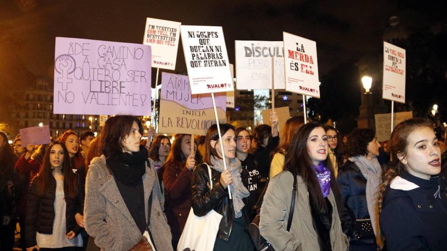 Manifestación contra la violencia machista, el pasado 25 de noviembre en Barcelona. FOTO: ACN