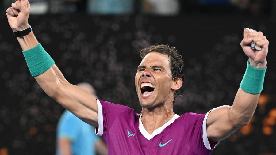 Nadal celebrando tras ganar el Abierto de Australia. Foto: EFE