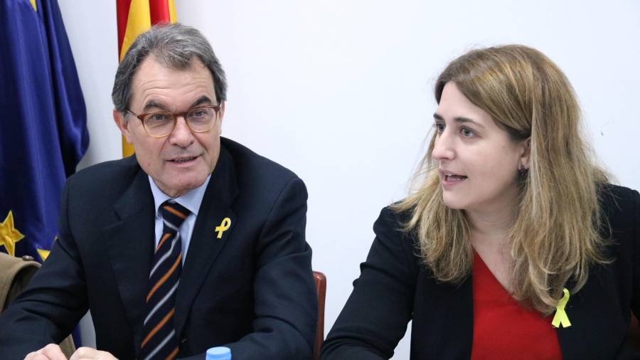 El president del PDeCAT, Artur Mas, i la coordinadora general del partit, Marta Pascal, en la reunió del Comitè Nacional a la seva seu. FOTO: ACN