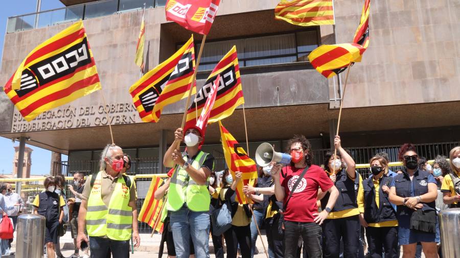 Imagen de los trabajadores de Correos en Tarragona. ACN