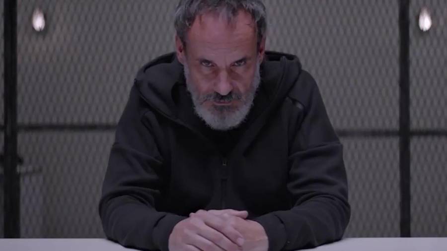 Francesc Garrido interpreta al inspector Yago Costa en el psicothriller 'La sala'. Foto: HBO