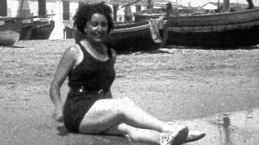 Un fotograma de la pel·lícula ‘Baix a Mar. Els estius a la Torredembarra dels anys 20 als 40’. FOTO: cedida