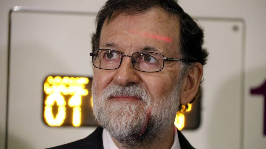El president del govern espanyol Mariano Rajoy a la seva arribada a l'estació de l'AVE de Castelló. foto: acn
