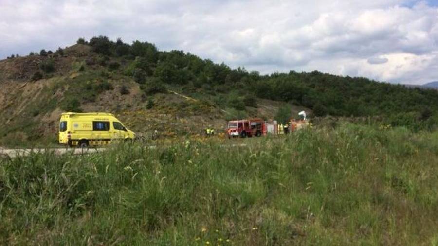 Hasta el lugar de los hechos se han desplazado 3 ambulancias del SEM y los Bombers de la Generalitat