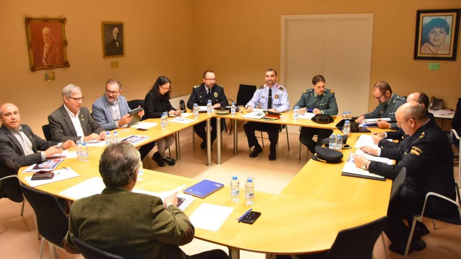 Imatge de la reunió a l'Ajuntament de Torredembarra. FOTO: Aj. Torredembarra