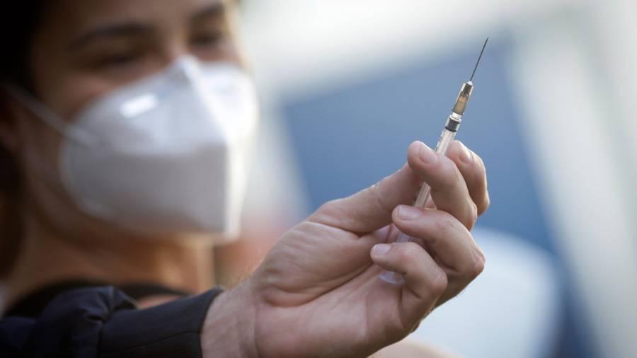 En las últimas 24 horas se han vacunado a más de 7.000 personas en la demarcación. Foto: EFE