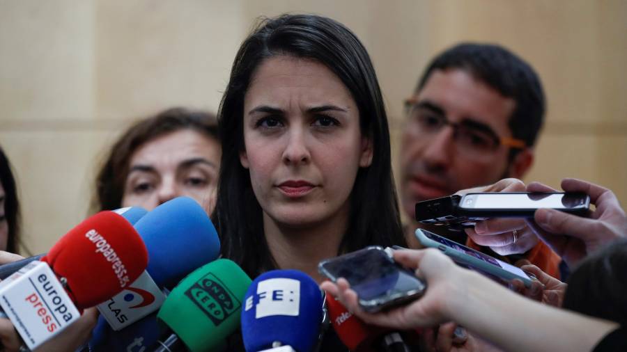 La portavoz del Ayuntamiento de Madrid, Rita Mestre, ha denunciado el trato injusto de Hacienda con el gobierno de Manuela Carmena. FOTO: EFE