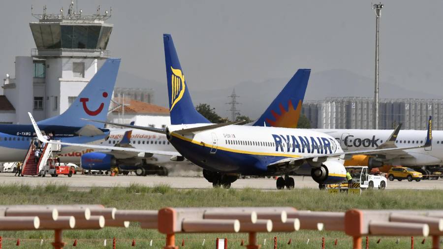 Ryanair alcanza el centenar de vuelos en Catalunya, incluyendo los de Reus
