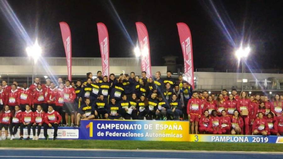 El podio del Campeonato de España, donde se proclamó campeona Catalunya. Foto: Federación Española de Atletismo