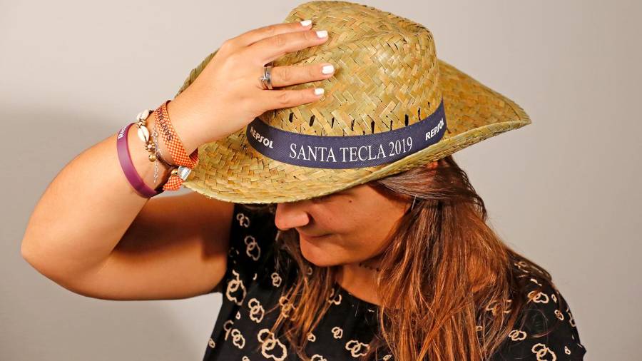 El próximo viernes, en los quioscos de Tarragona, se entregará un ‘barret’ con el ejemplar del Diari, ademásdel suplemento. FOTO: dt