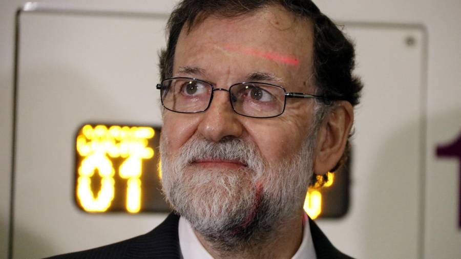 El president del govern espanyol Mariano Rajoy a la seva arribada a l'estació de l'AVE de Castelló. FOTO: ACN