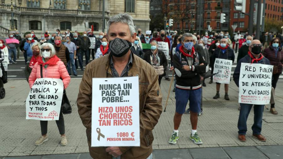 Protesta de pensionistas en Bilbao. FOTO: Efe