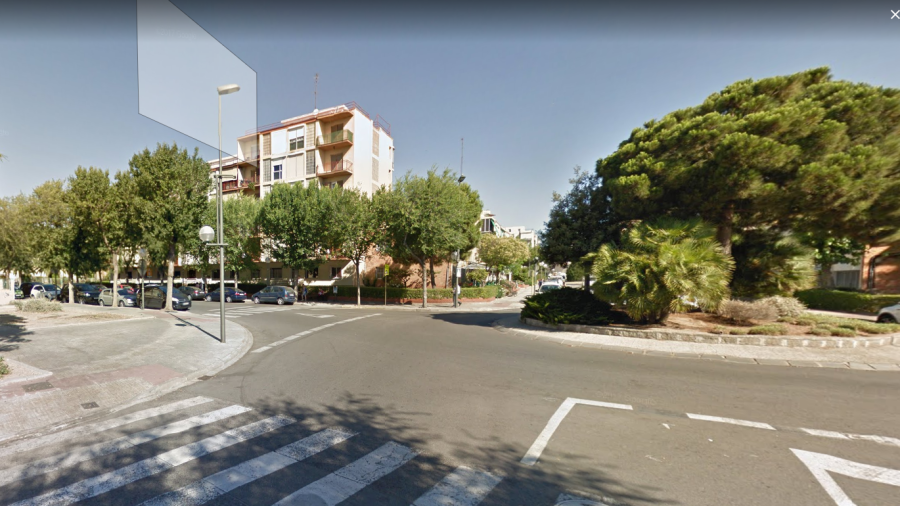 Imagen de Google Maps de la calle Sant Benilde, una de las calles donde los bares cerraron más tarde de lo permitido.
