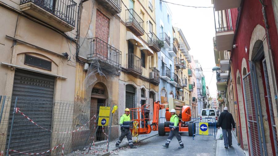 El barrio del Serrallo tiene un problema con el estado de la vivienda. FOTO: Alba Mariné