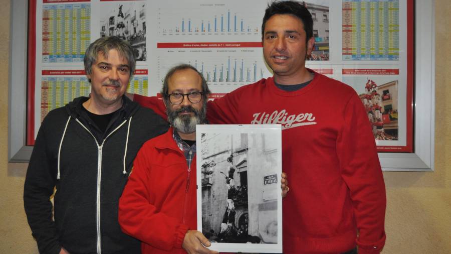 Ventura,, Osorio e Inglada con la imagen recuperada.