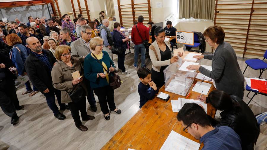 Los ciudadanos tendrán el 26 de mayo otra cita con las urnas en las elecciones municipales FOTO: pere ferré