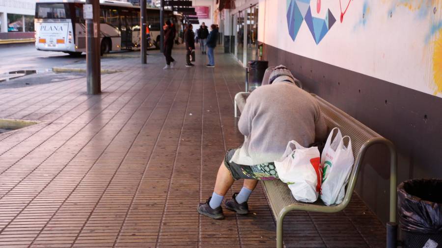 En la ciudad habría un centenar de personas sin hogar, según un recuento del año pasado.