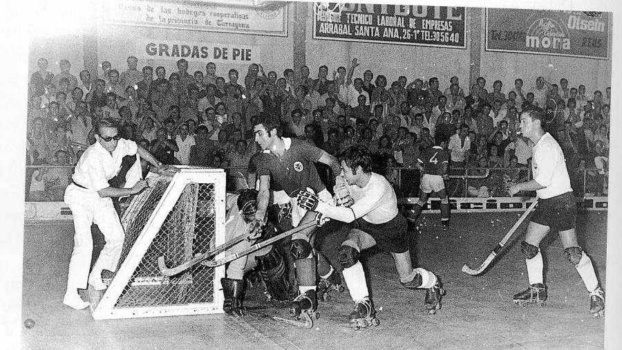 Imagen del partido de ida de la semifinal de 1971 entre el Reus y el Benfica.