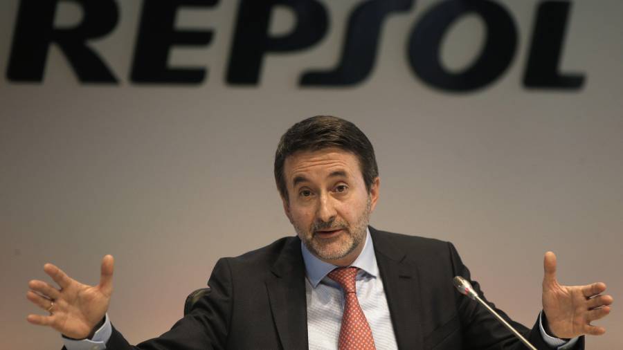 El consejero delegado de Repsol, Josu Jon Imaz, durante la presentación del plan estratégico de la compañía para el periodo 2018-2020. FOTO: efe