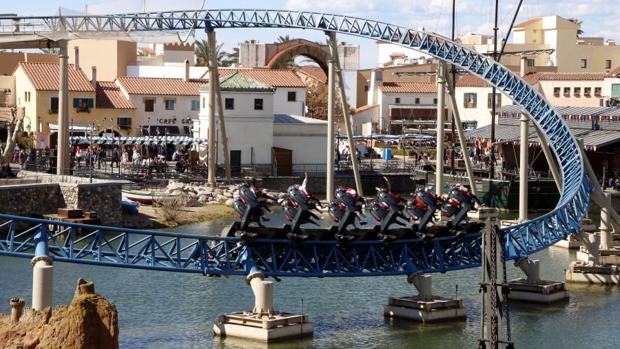 Imagen de la atracción Furius Baco de PortAventura, ubicada en el área de la Mediterrània. FOTO: ROGER SEGURA