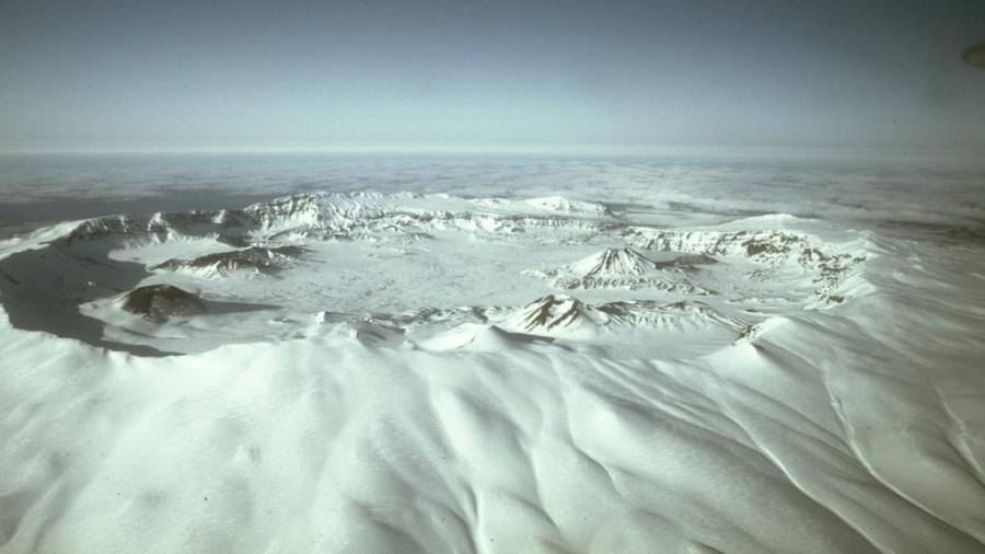 El Monte Okmok es una Caldera volcánica en la parte noreste de la isla Umnak, en Alaska. FOTO: WIKIPEDIA