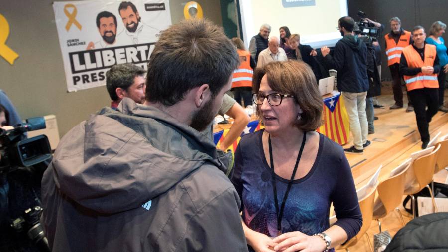 Elisenda Paluzie, nueva presidenta de la Assemblea Nacional Catalana (ANC), tras la votación del secretariado nacional. FOTO: efe