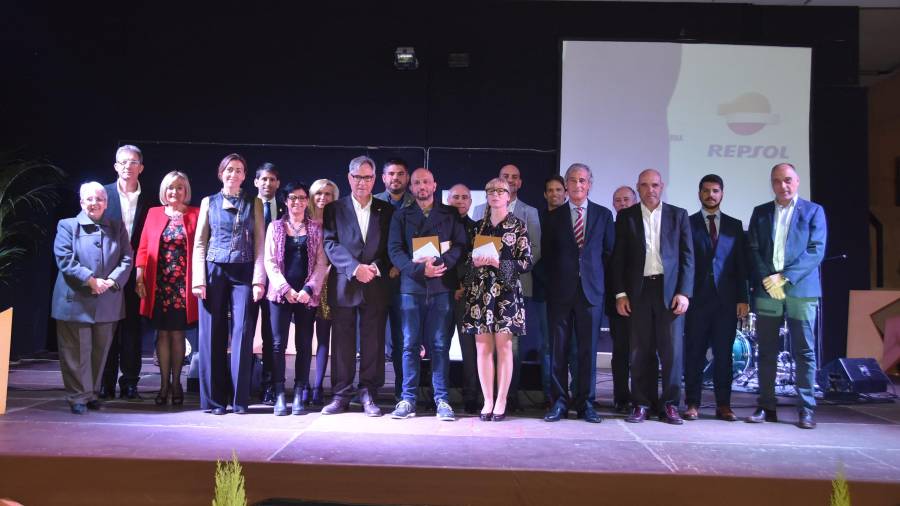 Foto de grup de l'entrega de Premis del XXX Mañé i Flaquer de Torredembarra.