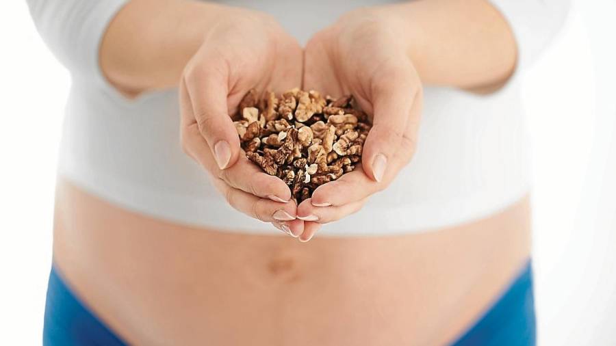 Las madres respondieron cuestionarios sobre hábitos alimentarios en el primer y último trimestre del embarazo. FOTO: Getty Images