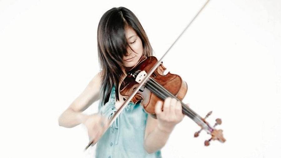 La violinista japonesa Sayaka Shoji tocará con la orquesta