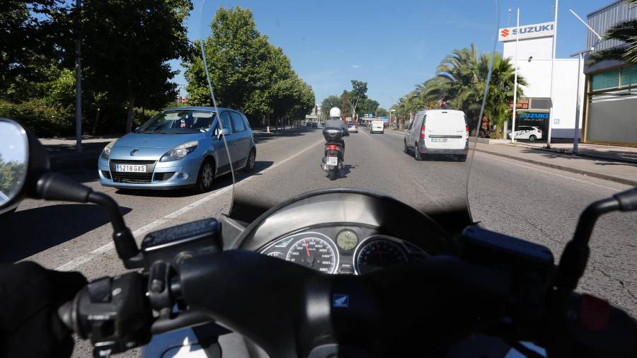 Los Mossos pondrán controles en puntos determinados por donde circulan más motos y ciclomotores. Foto: Pere Ferré