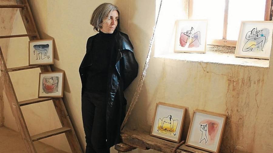 Marina Durany, envoltada d’algunes de les seves obres.
